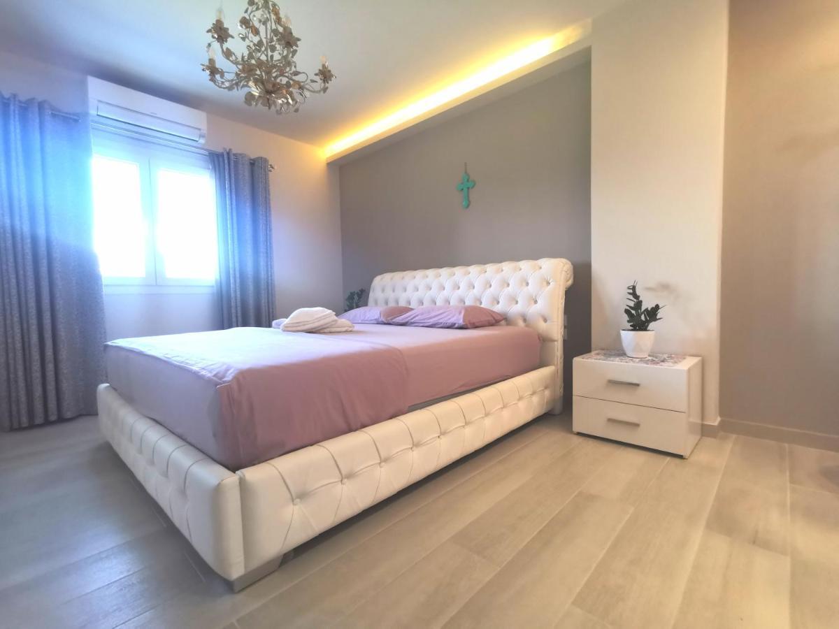 Maro The Fox Apartment Alepou